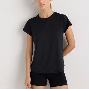 NEW Quince Women's Flowknit Breeze Tee Black Medium